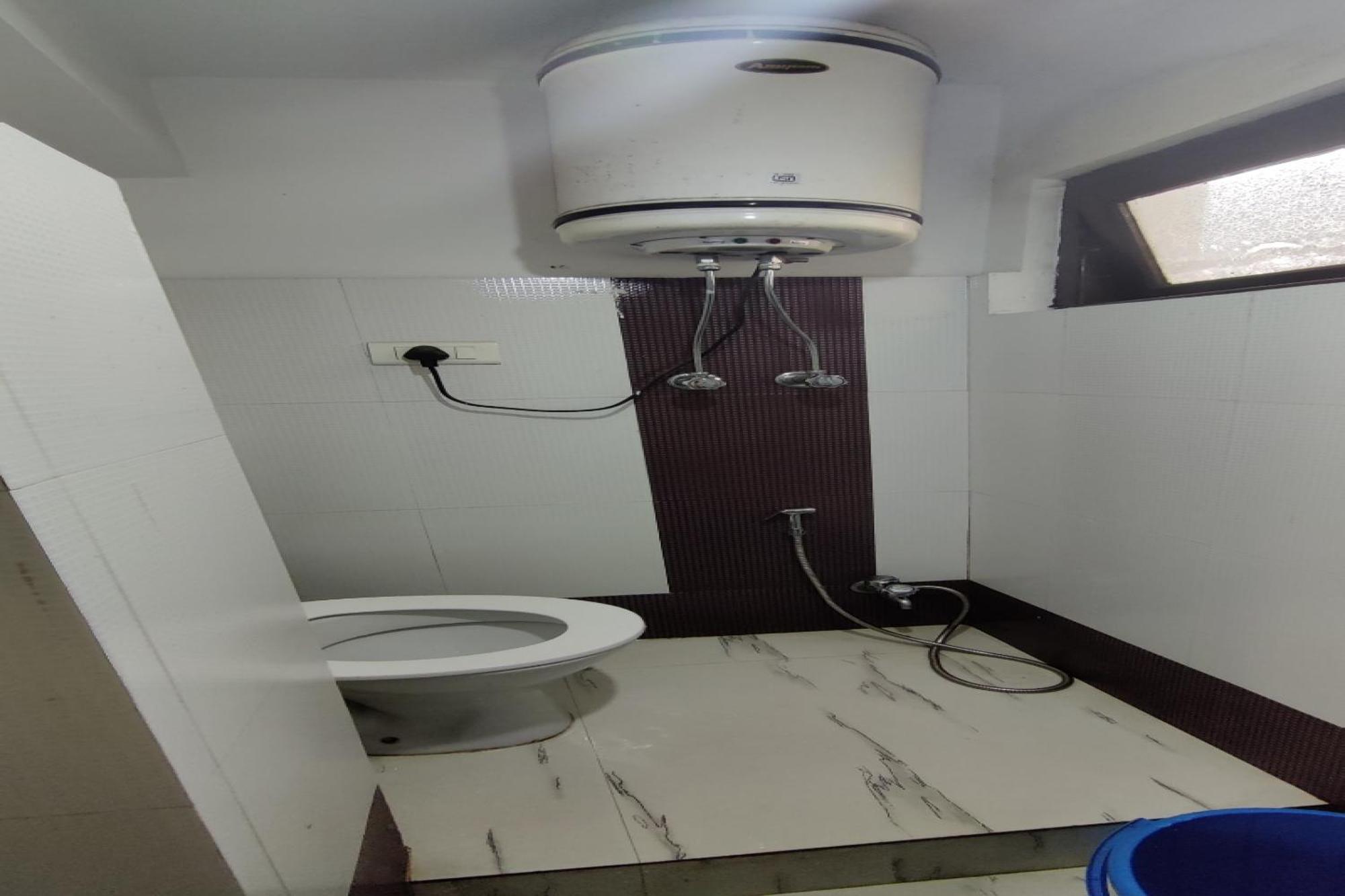 Capital O 8272 Hotel Pratigya Residency Ґанґток Екстер'єр фото